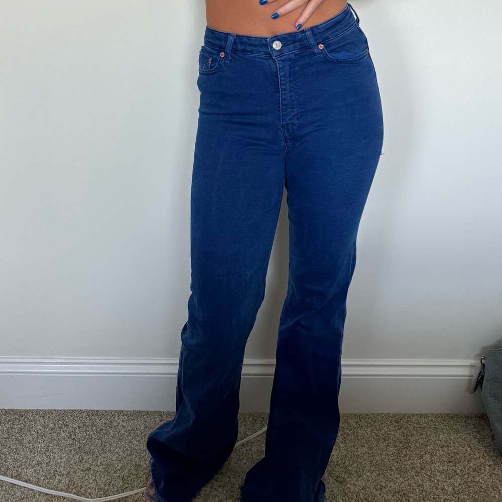 BLUE FLARE ZARA JEANS